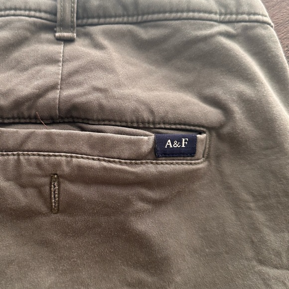 Men’s Abercrombie & Fitch Slim Chino Pants Olive Green. Size 36 X 32 - Picture 3 of 4